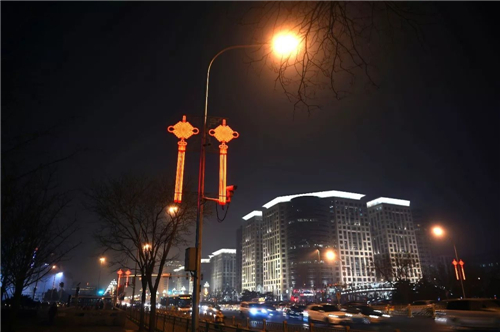 中国结已挂上十里长街沿途的91视频直播APP下载