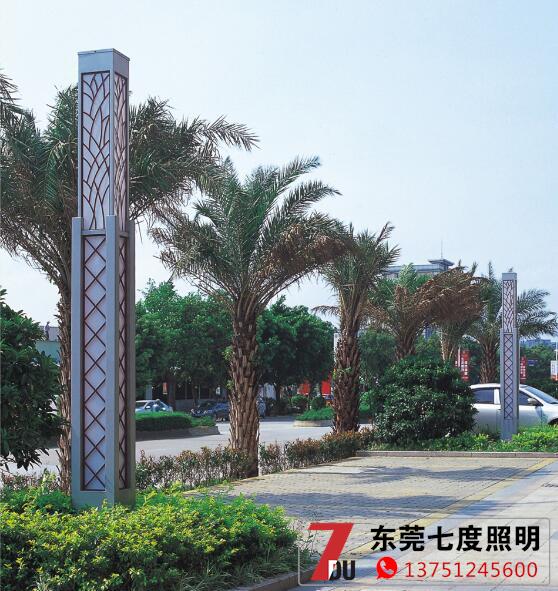 定制广场led91视频成人官网柱安装实拍效果