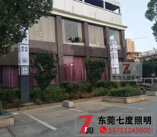 6米方柱600x600mm91视频成人官网柱安装效果图片