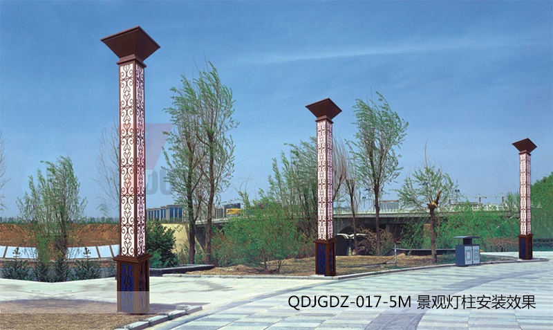 (QDJGDZ-017)3米-6米广场方形91视频成人官网立柱安装效果